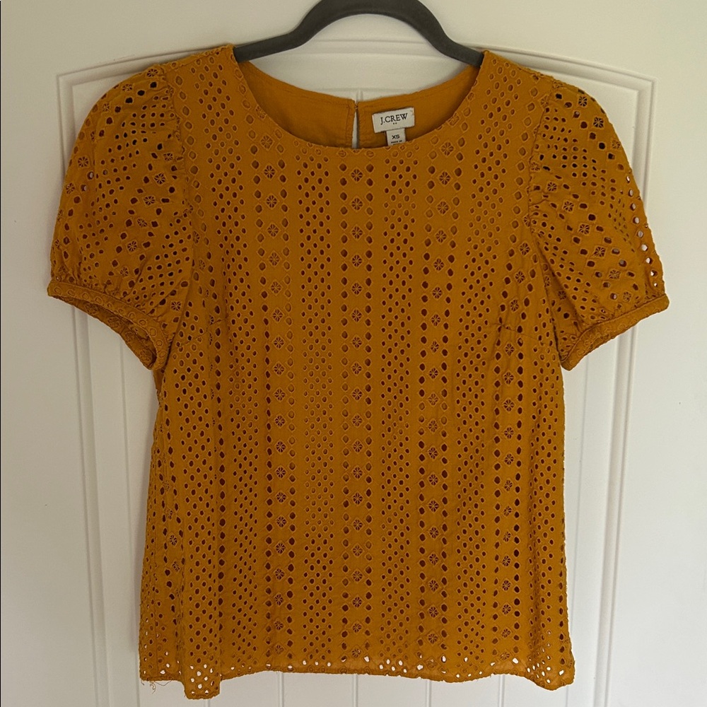 J. Crew eyelet puffed sleeve blouse‎ golden yellow size XS